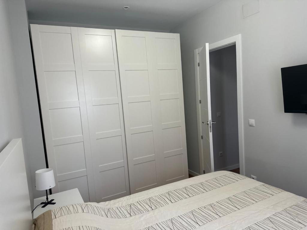 Agara Burgos Apartment Luaran gambar